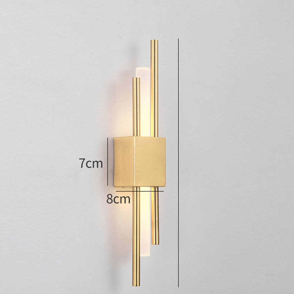 Modern Minimalist Iron Acrylic Indoor Wall Light | Sconara