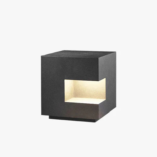 Scandinavian Metal Cube Solar Outdoor Floor Lamp | Alvorae