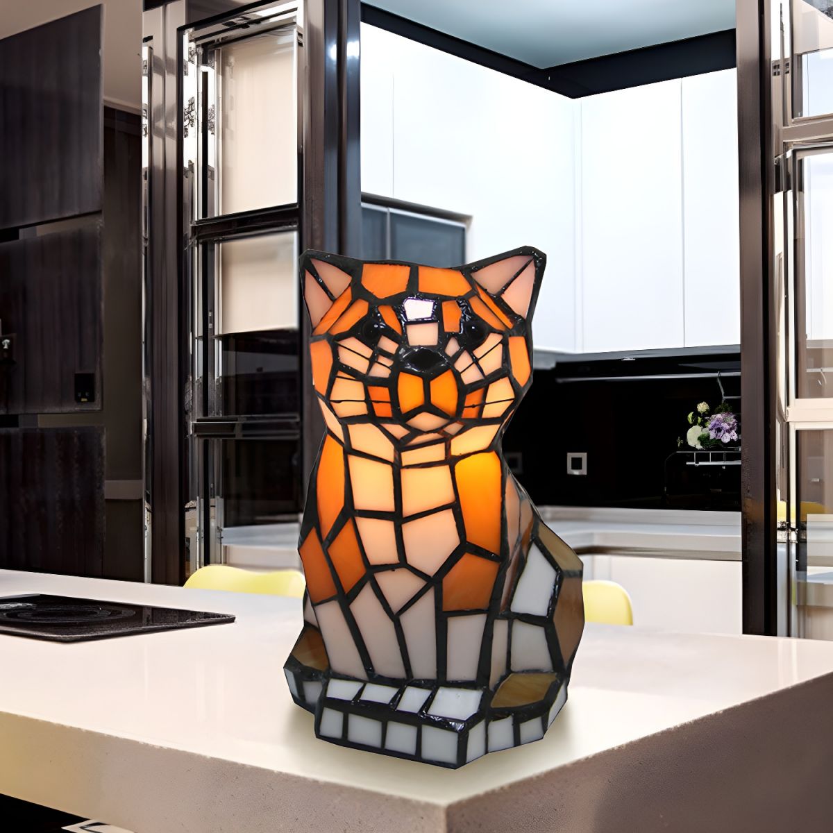 Tiffany Style Stained Glass Table Lamp | Norevi