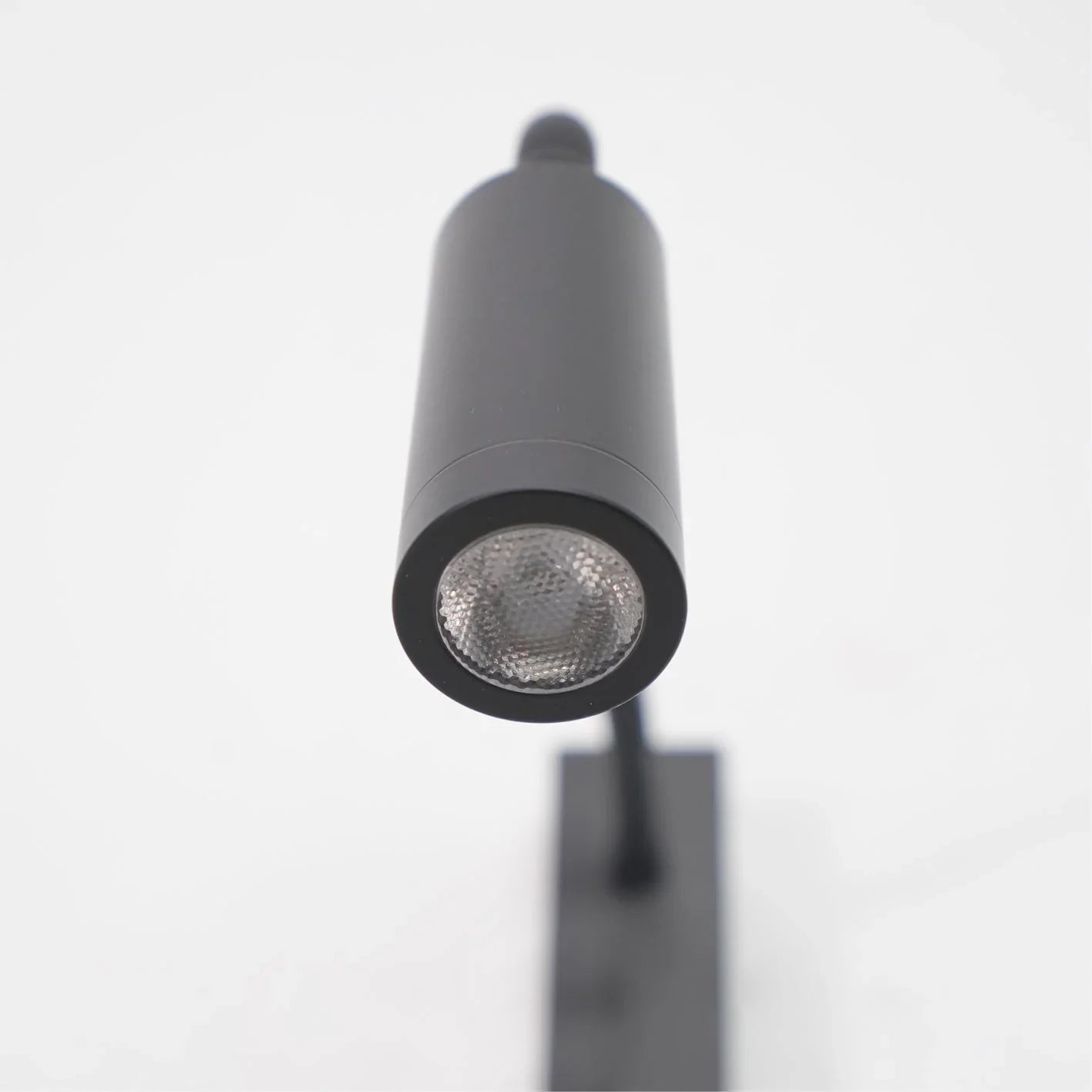 Art Deco Integrated LED Adjustable Bedroom Wall Light | Vilqor