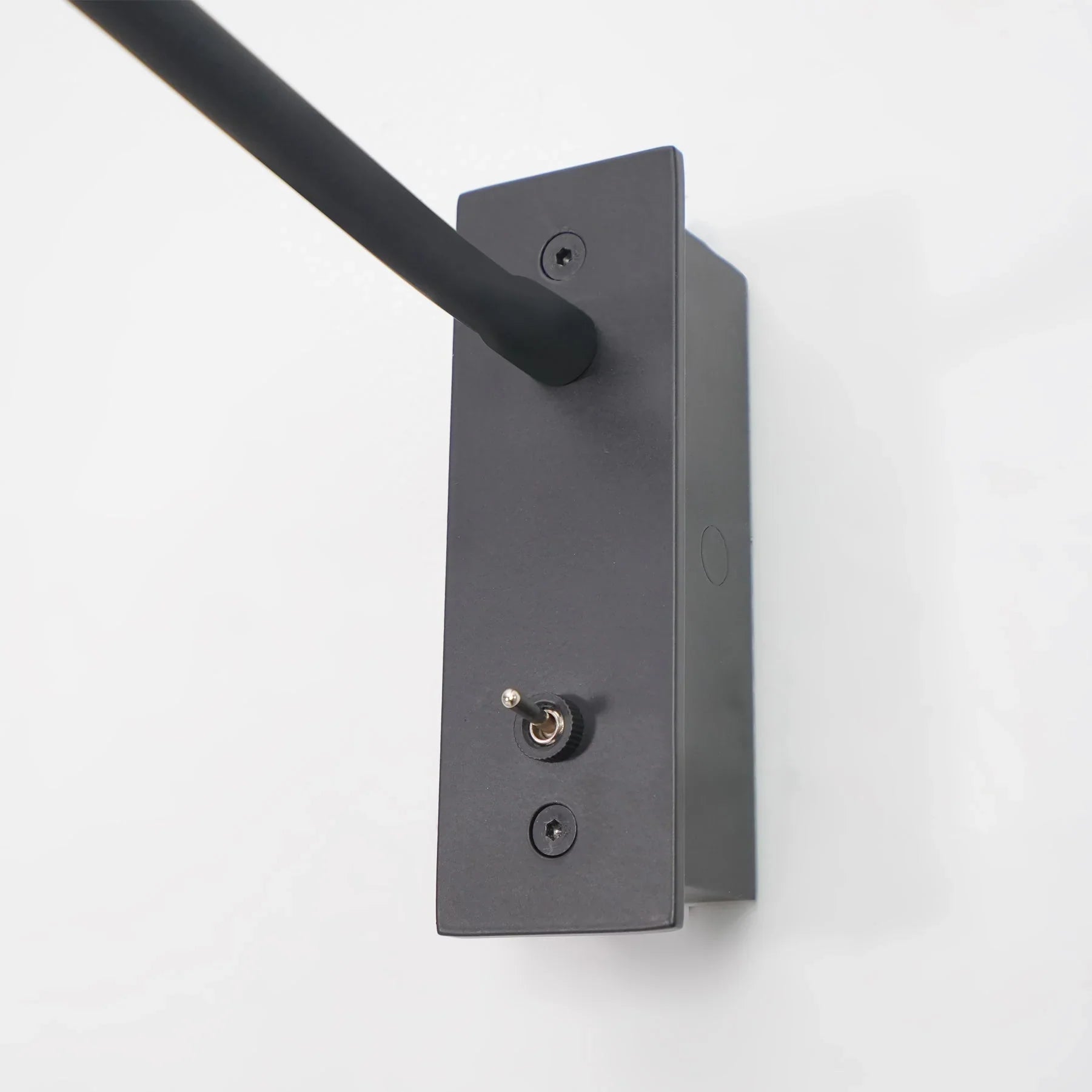 Art Deco Integrated LED Adjustable Bedroom Wall Light | Vilqor