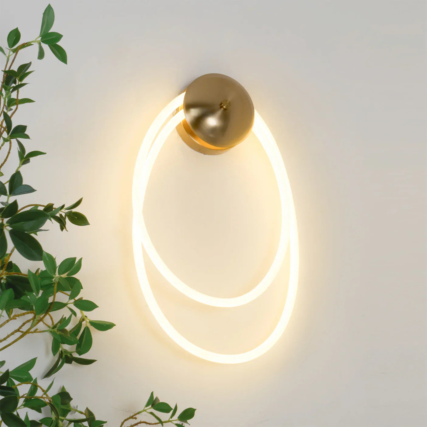 Braided Silicone Rope Wall Light for Modern Rooms | Raynora