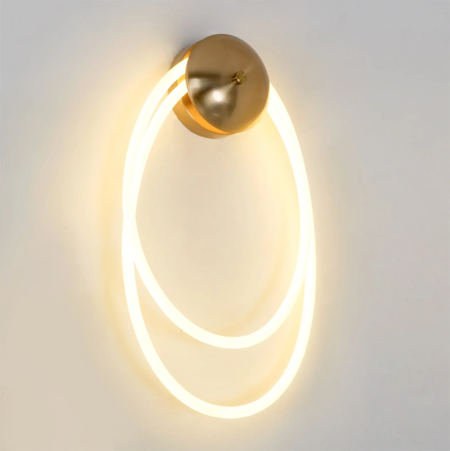Braided Silicone Rope Wall Light for Modern Rooms | Raynora