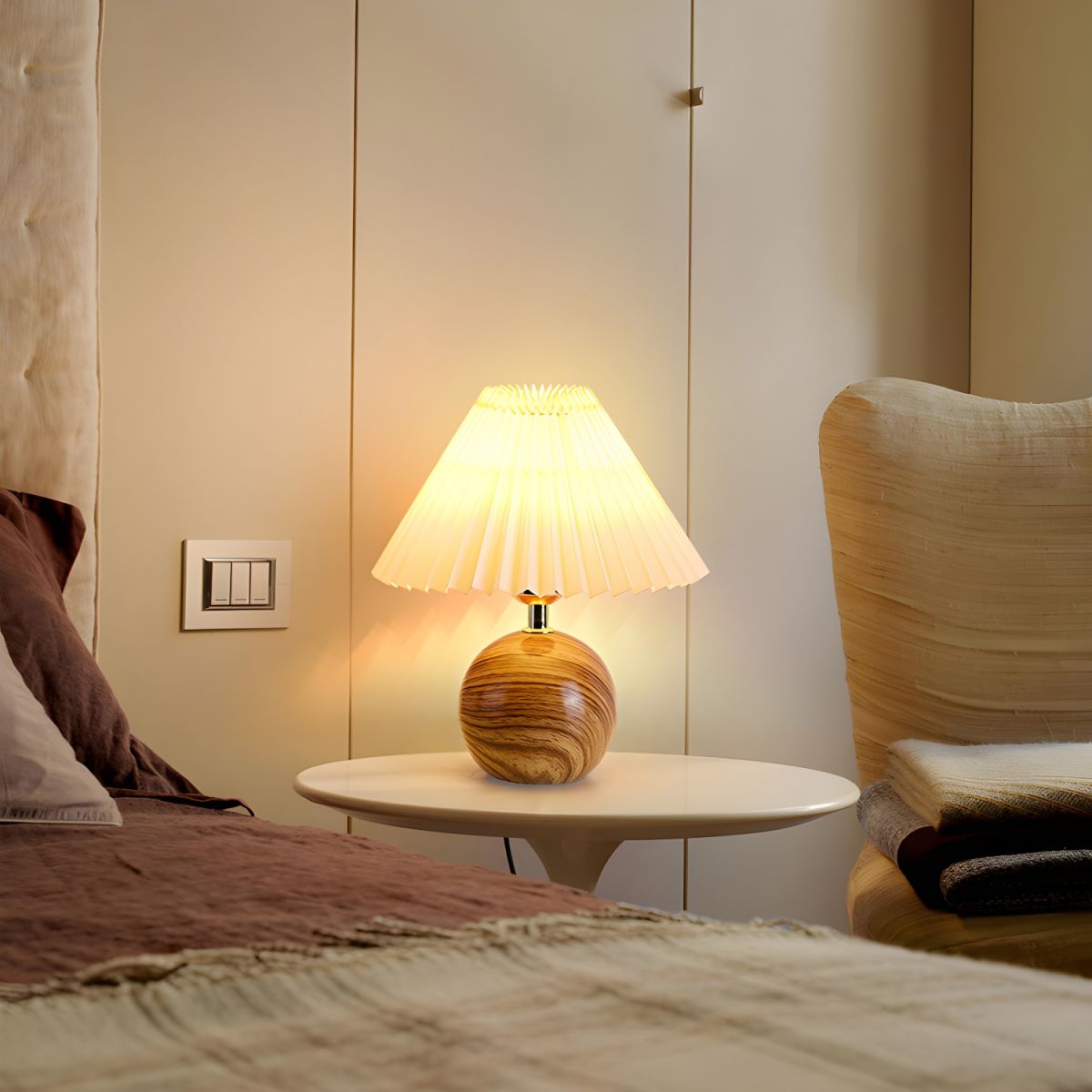 Ceramic Base Table Lamp with Cone Shade Modern | Kordale