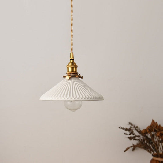 Ceramic Pendant Light Retro Japanese Scandinavian | Halvion