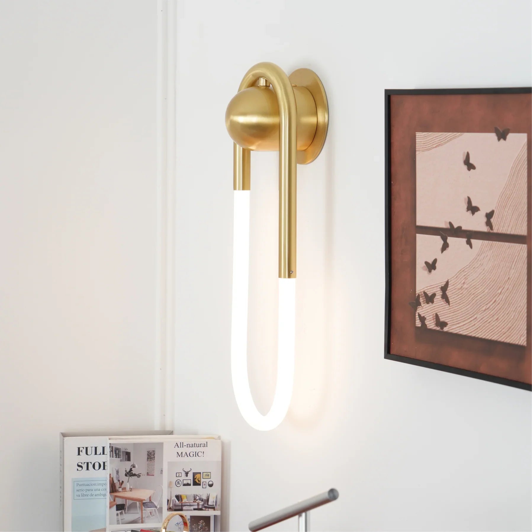 Contemporary Brass Loop LED Wall Light for Interiors | Loopra