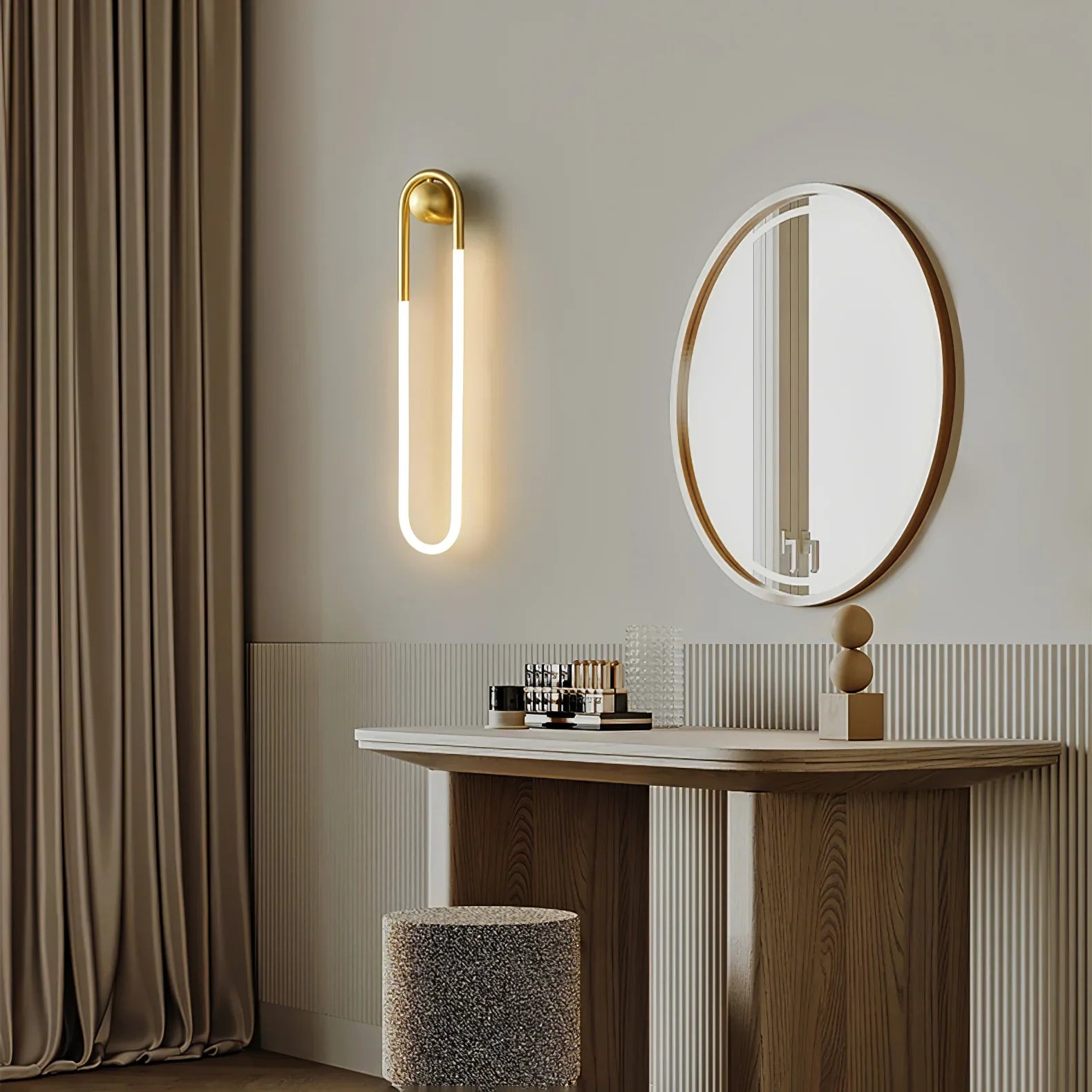 Contemporary Brass Loop LED Wall Light for Interiors | Loopra
