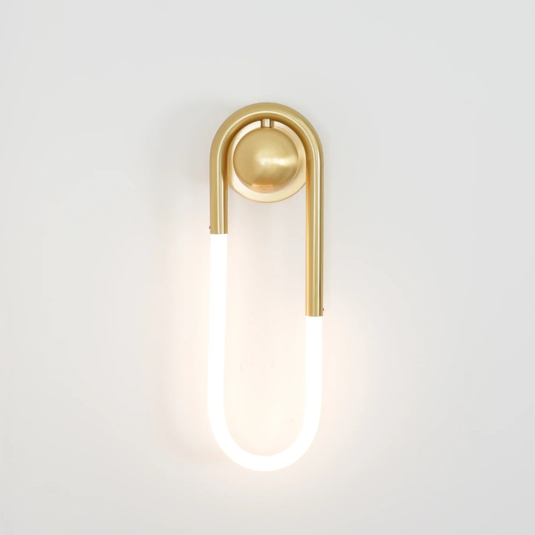 Contemporary Brass Loop LED Wall Light for Interiors | Loopra