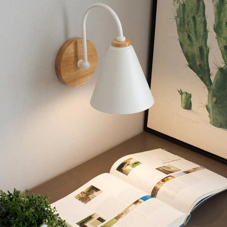 Curved Wood and Metal Modern Interior Wall Light | Yorven