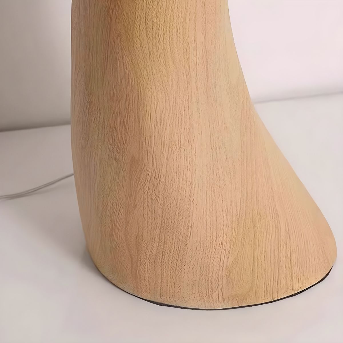 Floor Lamp with Resin Base and Pleated Oriental Shade | Vantris