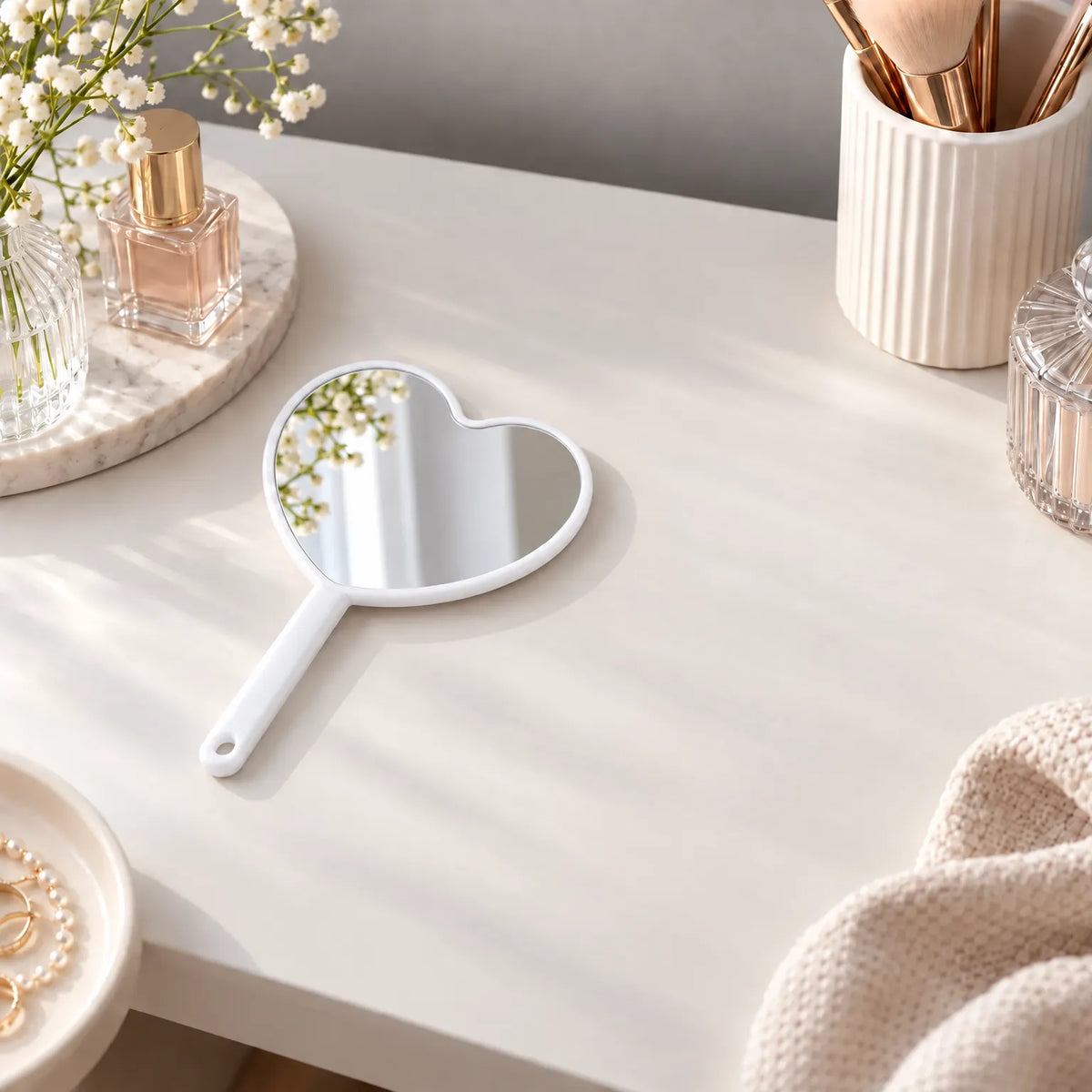 Heart Shaped Handheld Vanity Mirror for Makeup