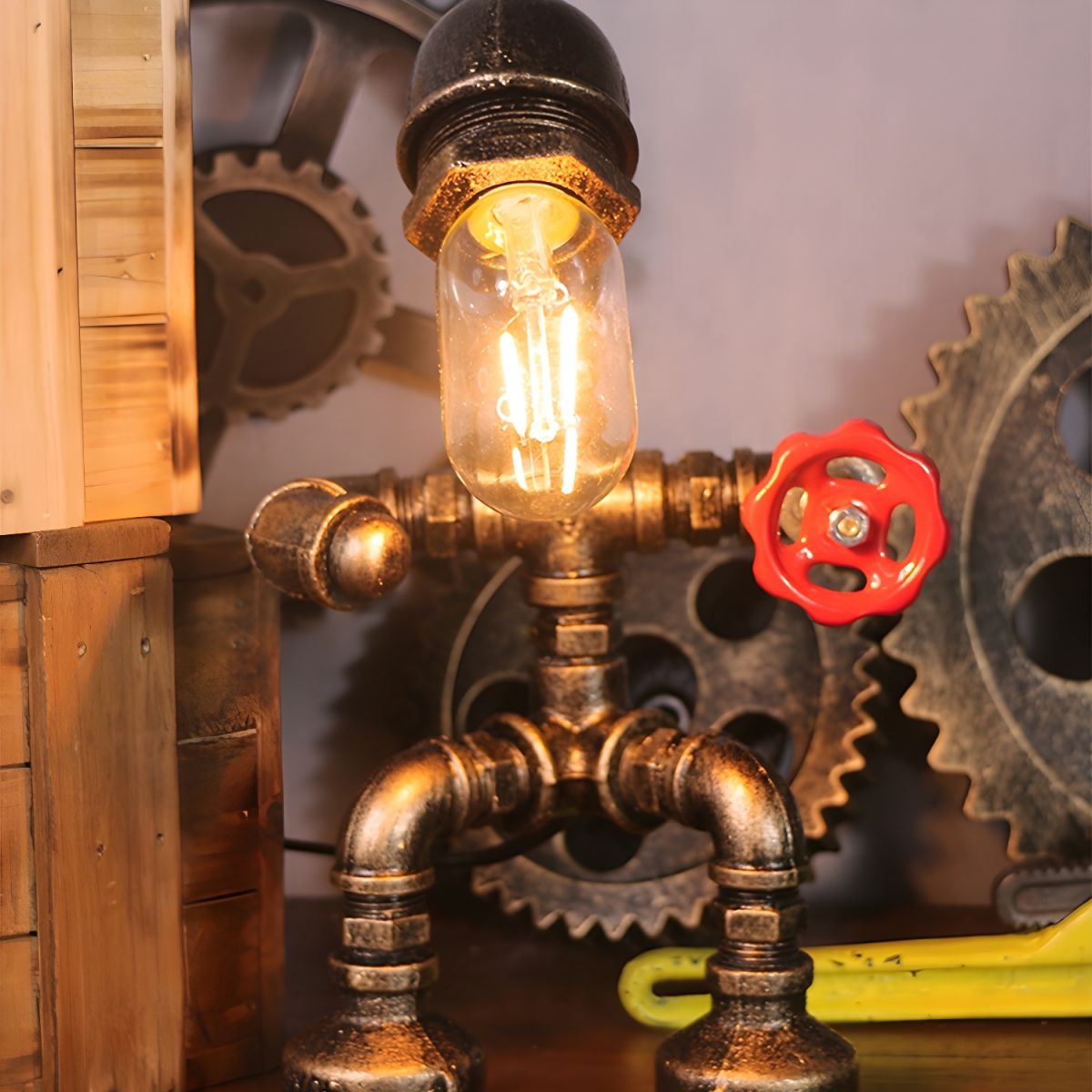 Industrial Metal Pipe Design Table Lamp | Ravako