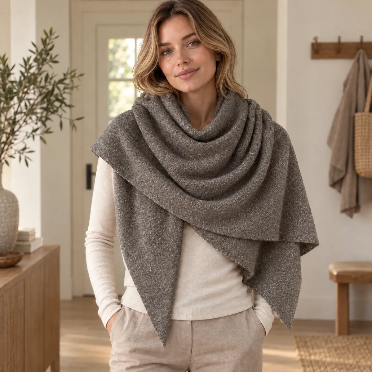 Knit Triangle Women's Scarf