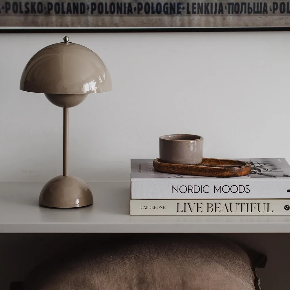 LED Nordic Style Table Lamp