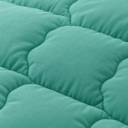 Lightweight Quilted Comforter with Breathable Design