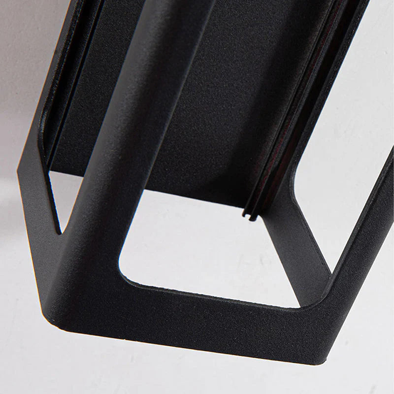 Metal Outdoor LED Wall Light Minimalist Design | Varnix