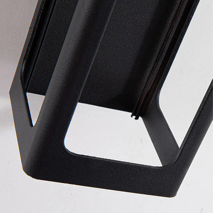 Metal Outdoor LED Wall Light Minimalist Design | Varnix