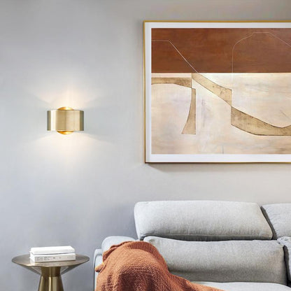 Mid Century One Light Minimalist Metal Wall Sconce | Quorel