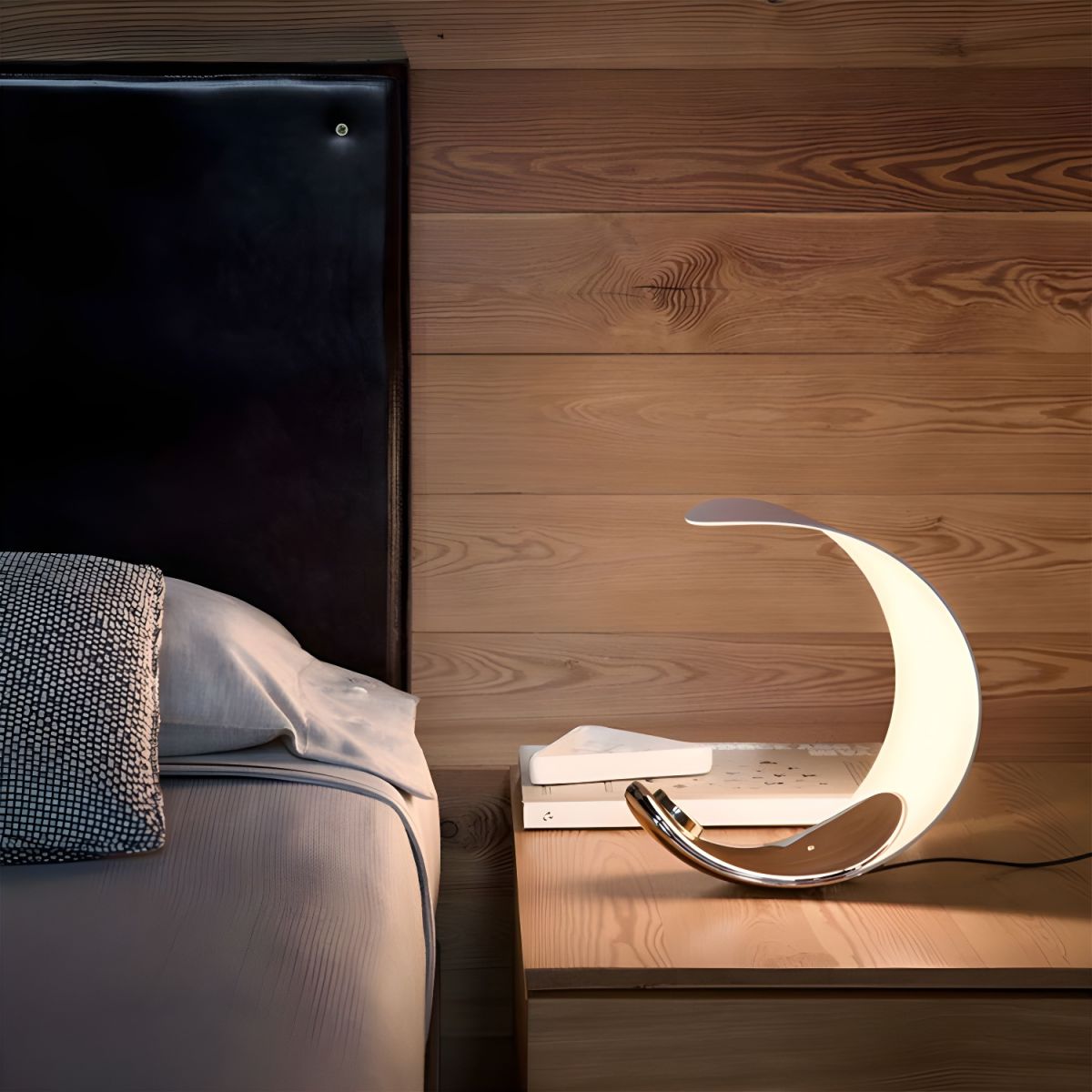 Minimalist LED Table Lamp with Metal Base | Valaro