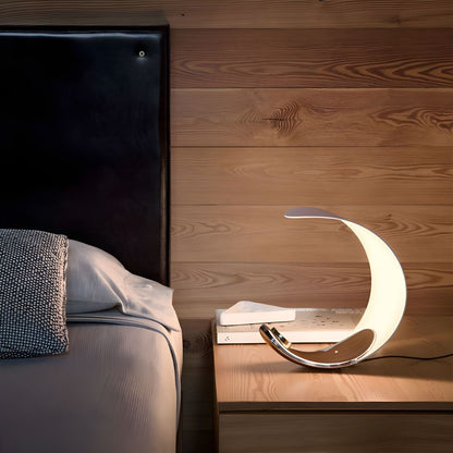 Minimalist LED Table Lamp with Metal Base | Valaro