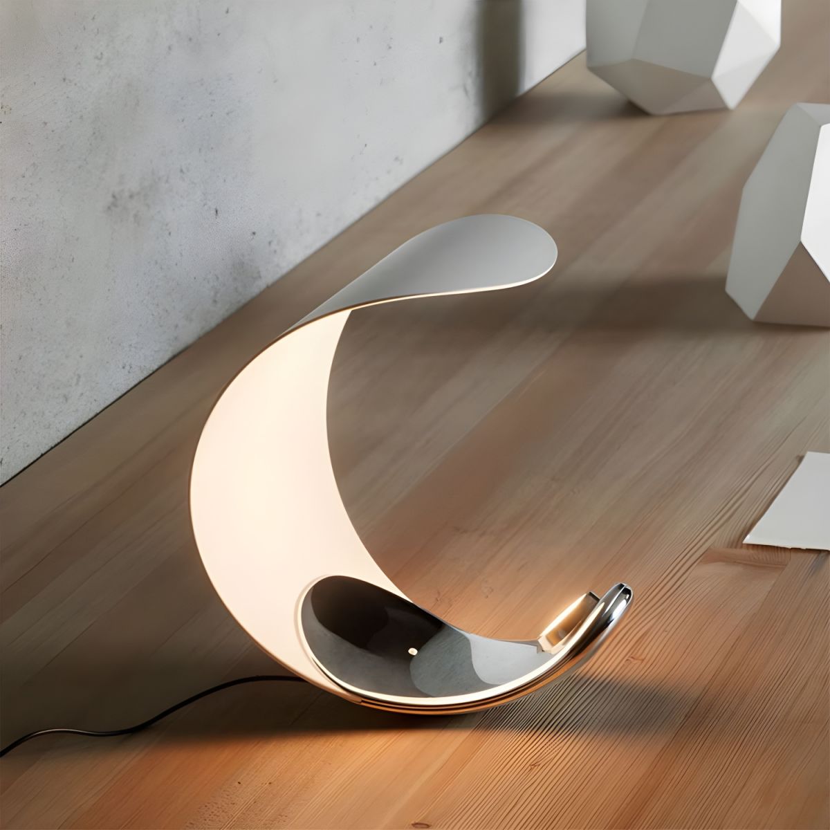 Minimalist LED Table Lamp with Metal Base | Valaro