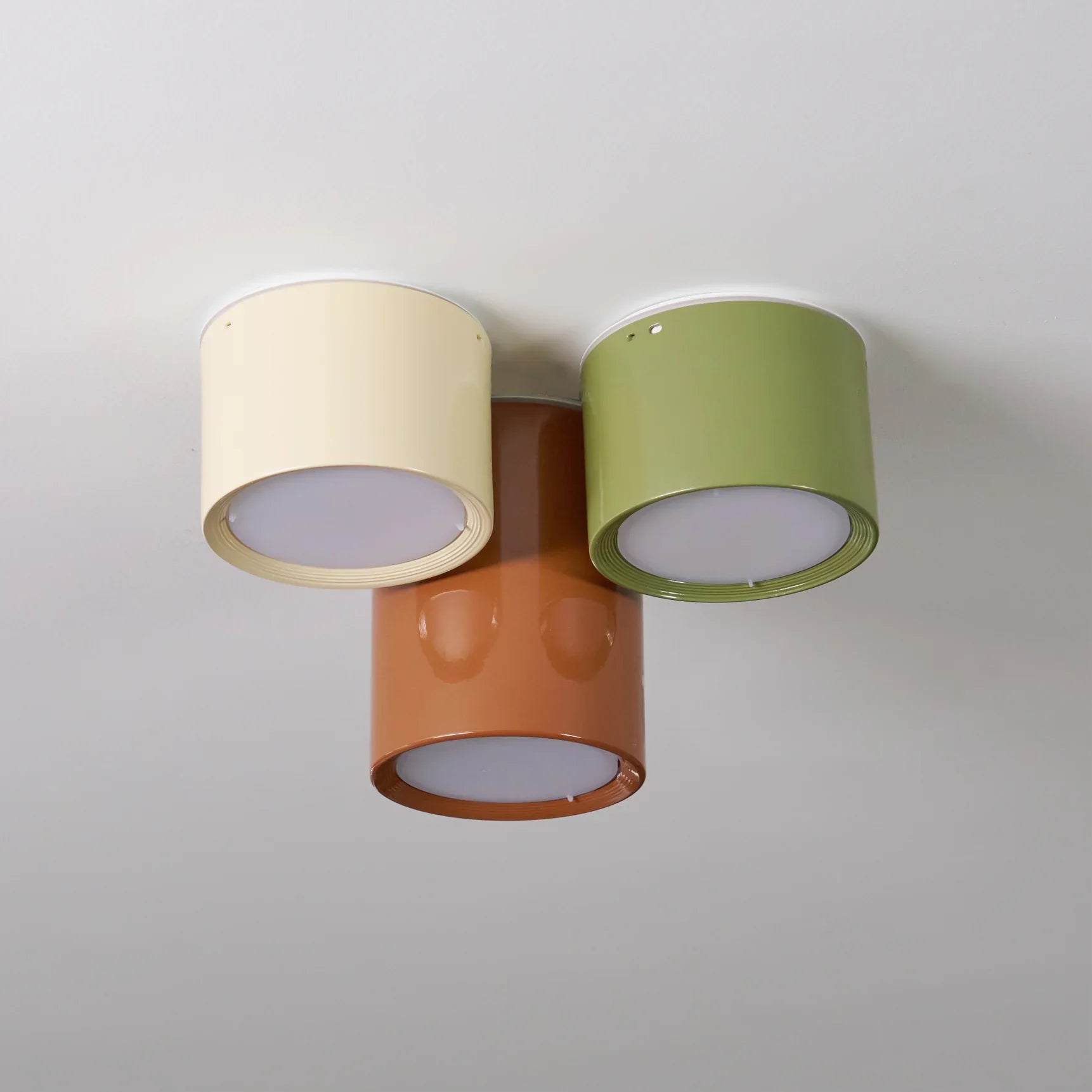 Minimalist Metal LED Ceiling Light for Indoor Spaces | Norvex