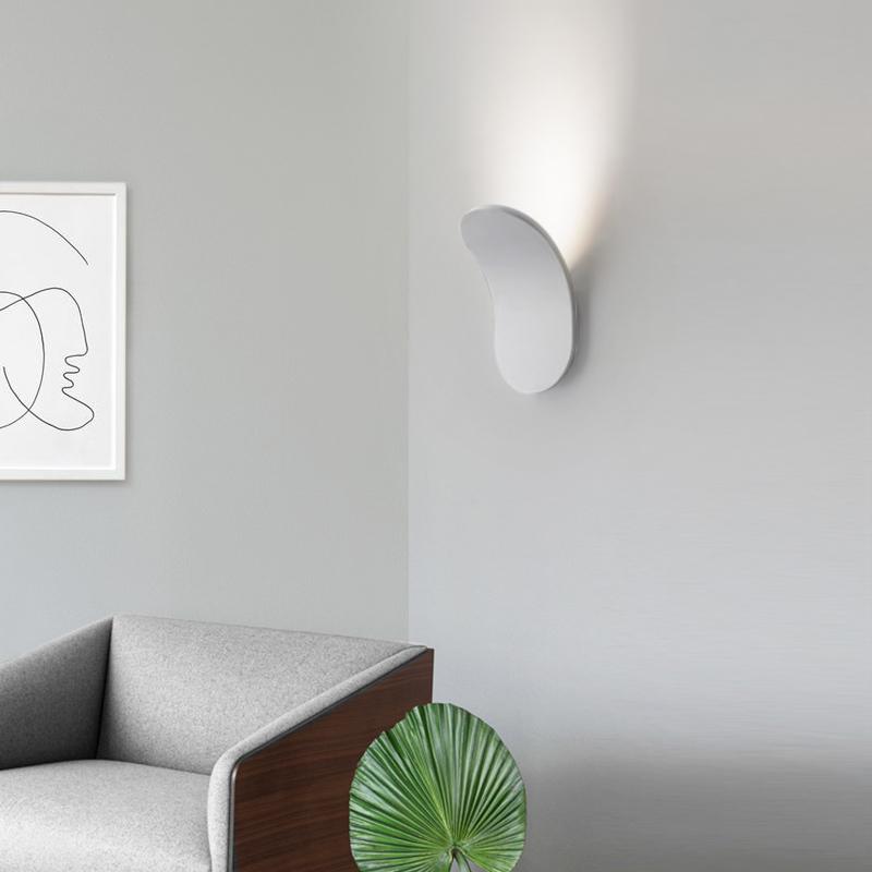 Minimalist Modern Integrated LED Oval Wall Sconce | Maviro