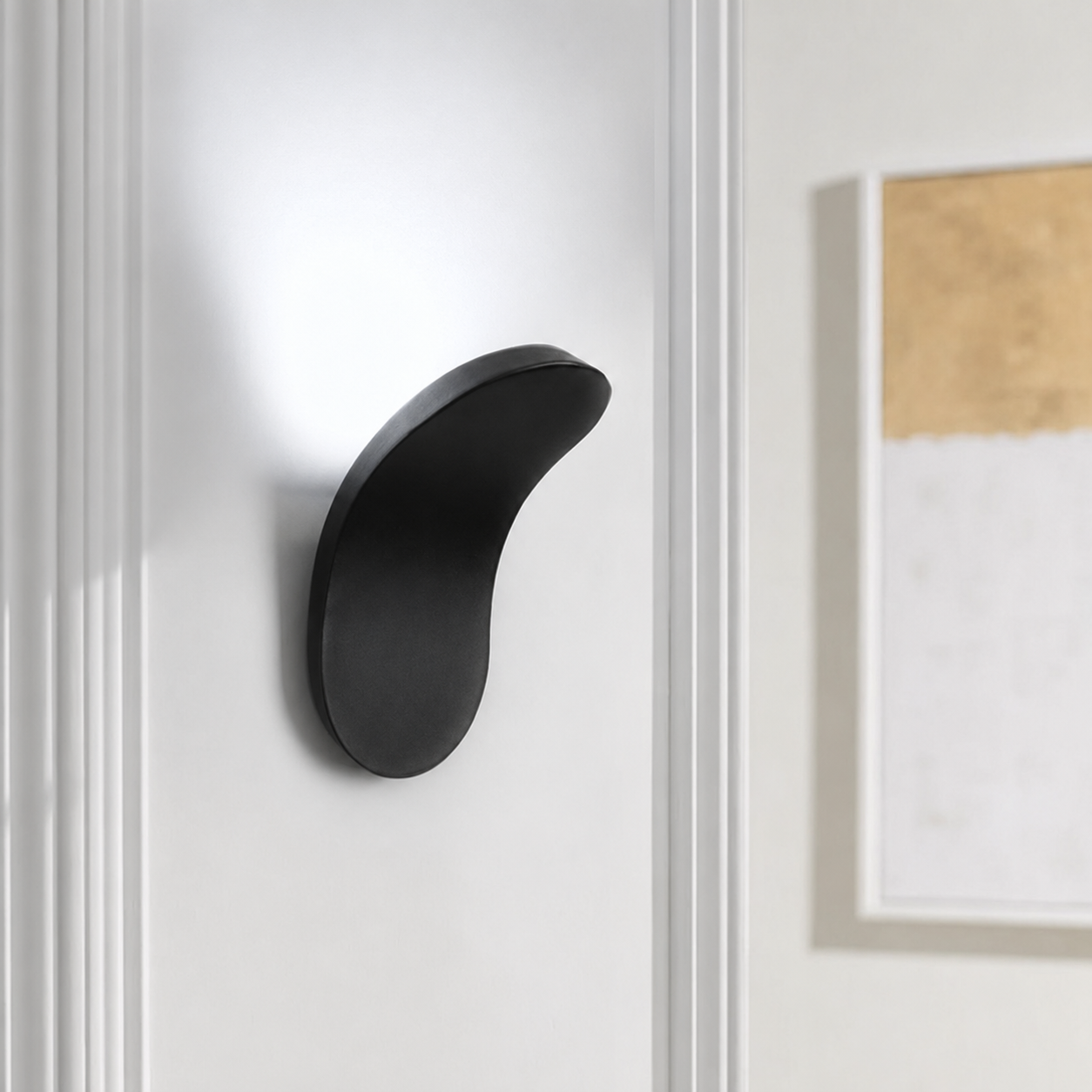 Minimalist Modern Integrated LED Oval Wall Sconce | Maviro