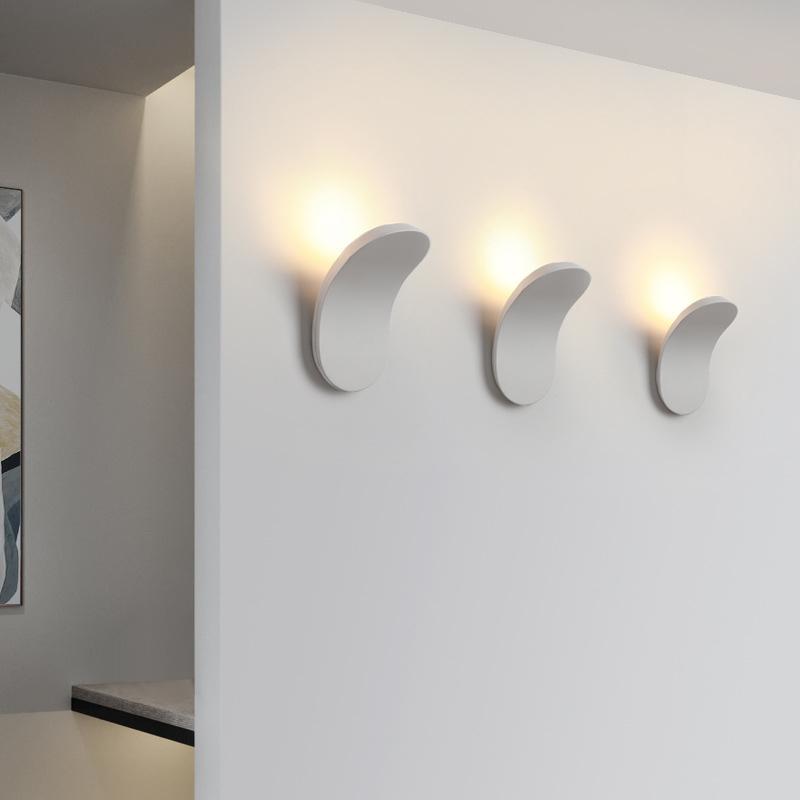 Minimalist Modern Integrated LED Oval Wall Sconce | Maviro