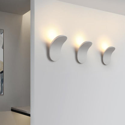 Minimalist Modern Integrated LED Oval Wall Sconce | Maviro