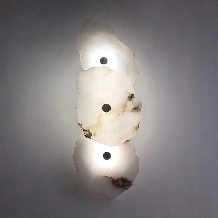 Minimalist Solid Marble LED Wall Light for Modern Spaces | Marmola