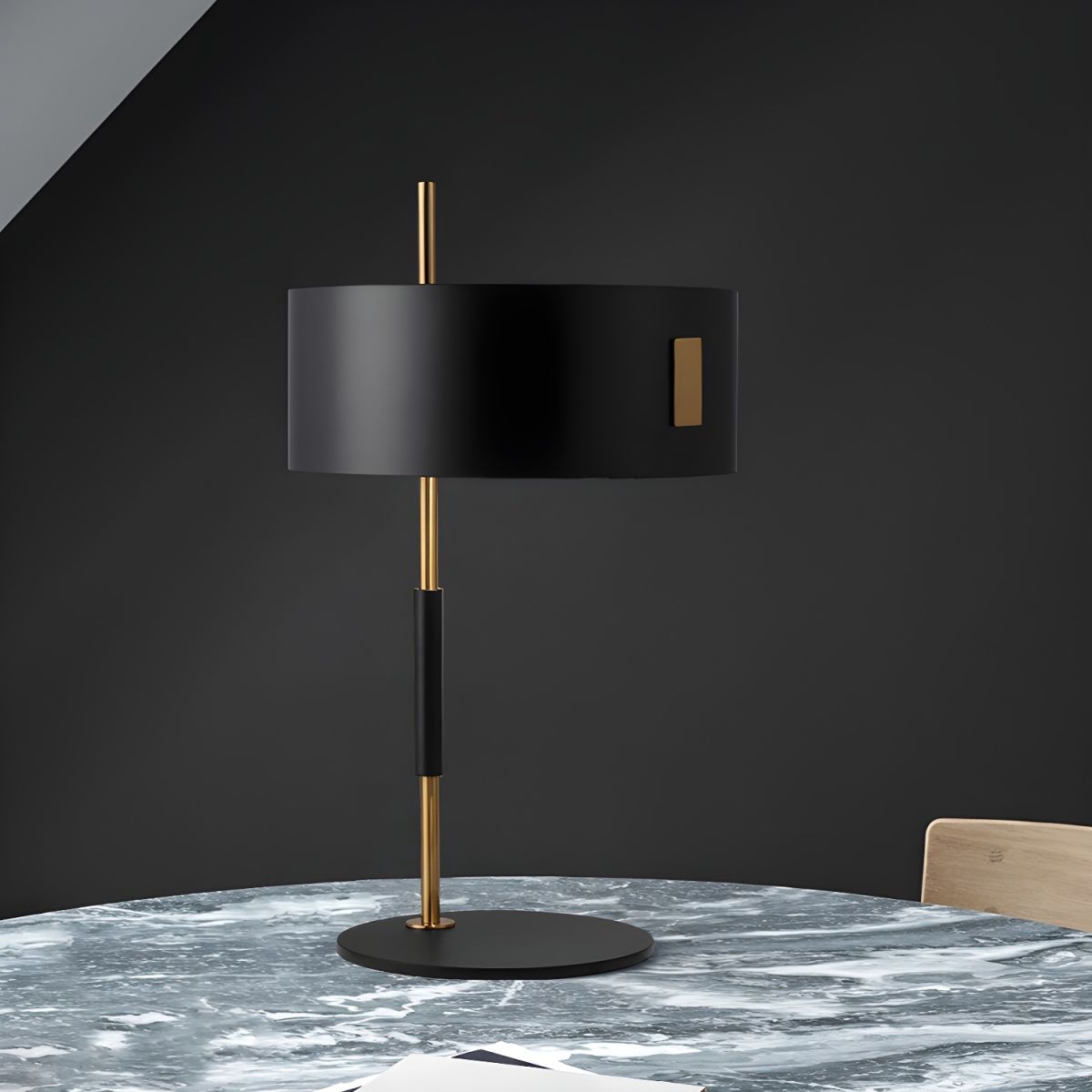 Minimalist Table Lamp with Black Shade Metal Base | Lioris