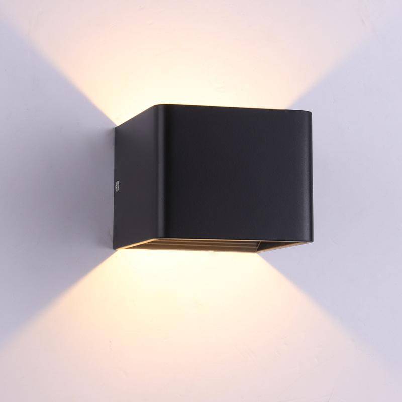 Modern Cube LED Wall Light for Modern Interiors | Cubrilo