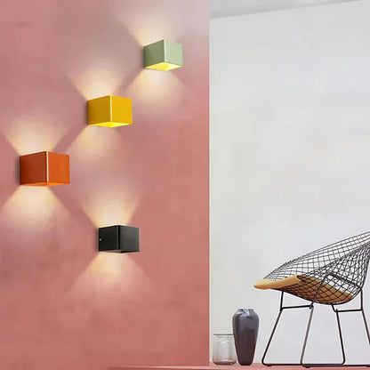 Modern Cube LED Wall Light for Modern Interiors | Cubrilo