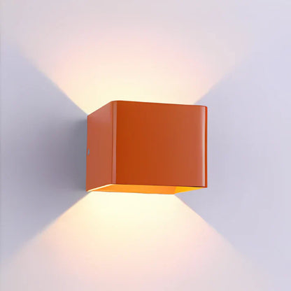 Modern Cube LED Wall Light for Modern Interiors | Cubrilo