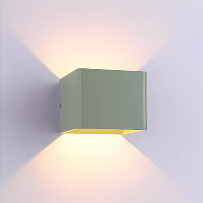 Modern Cube LED Wall Light for Modern Interiors | Cubrilo