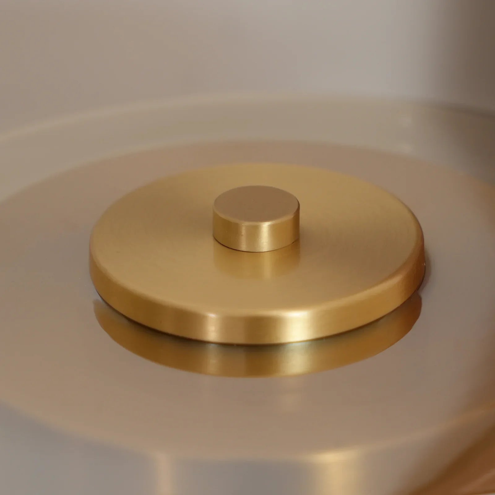 Modern Glass Dome Table Lamp Design | Novari