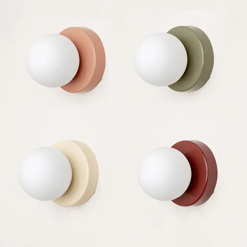 Modern Glass LED Wall Lamp for Interior Spaces | Kelvian