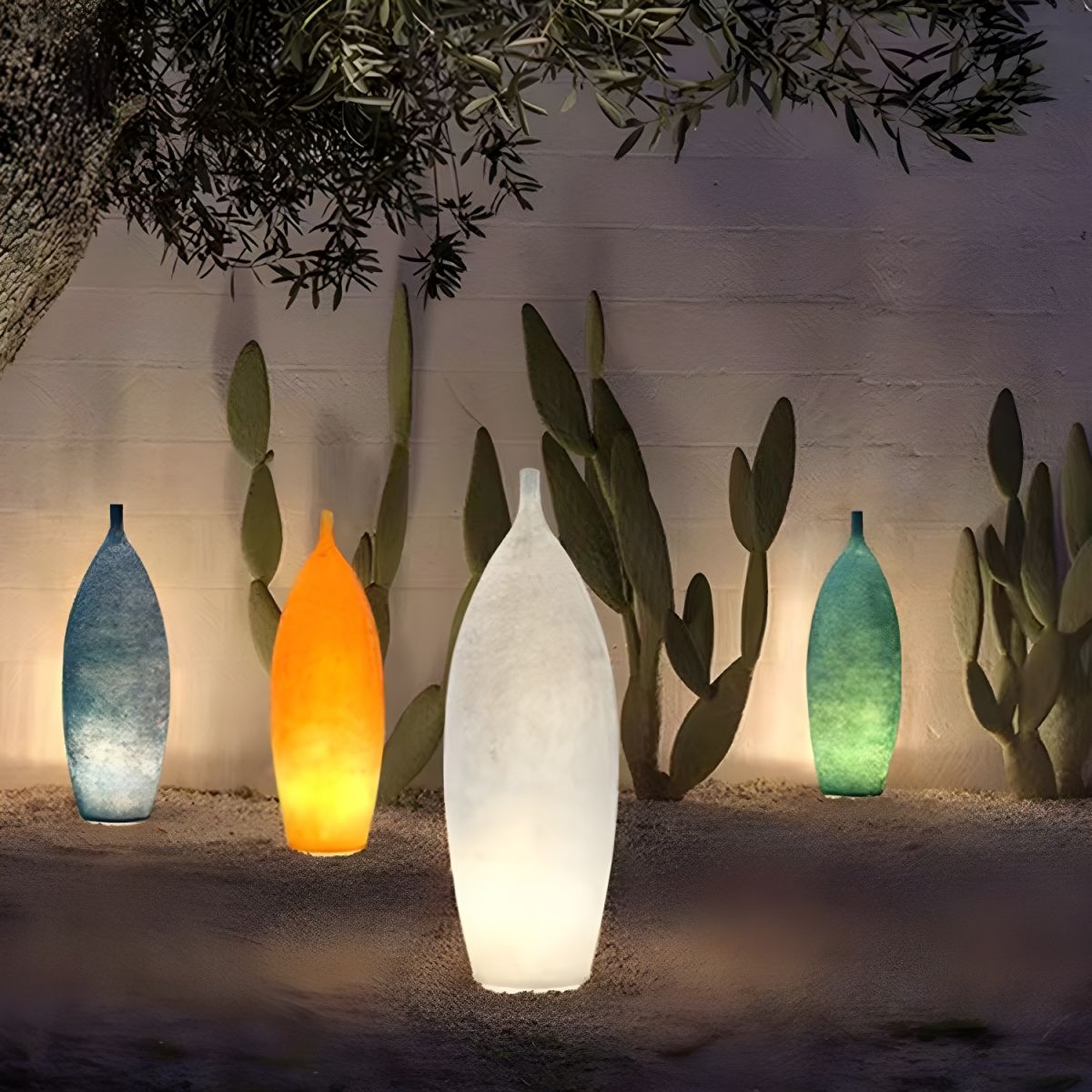 Modern LED Floor Lamp Resin Shade Ambient Indoor Light | Talorin
