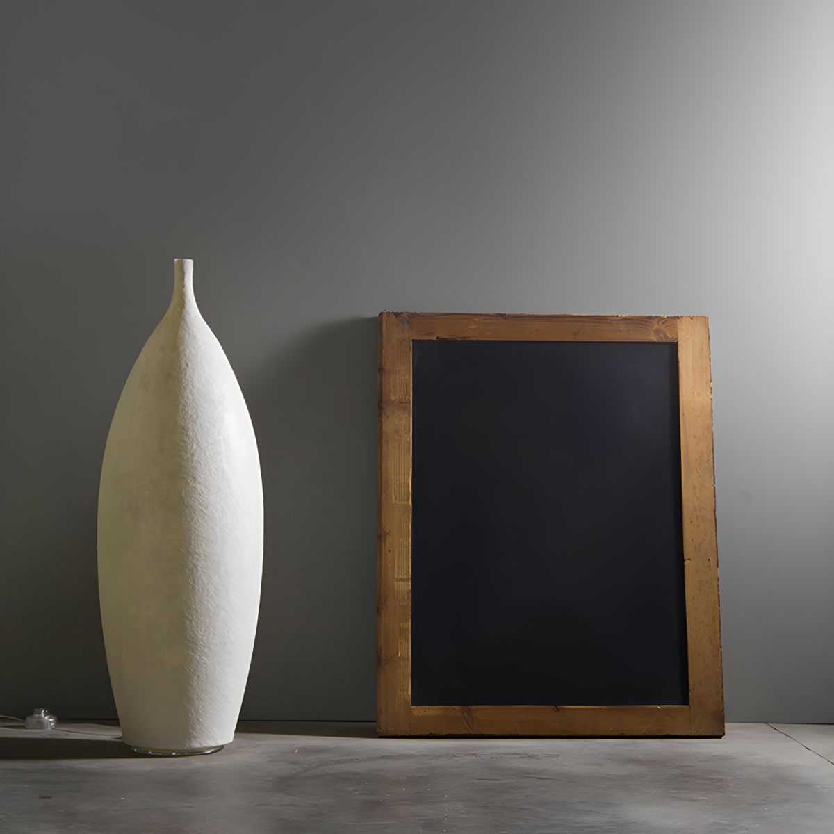 Modern LED Floor Lamp Resin Shade Ambient Indoor Light | Talorin