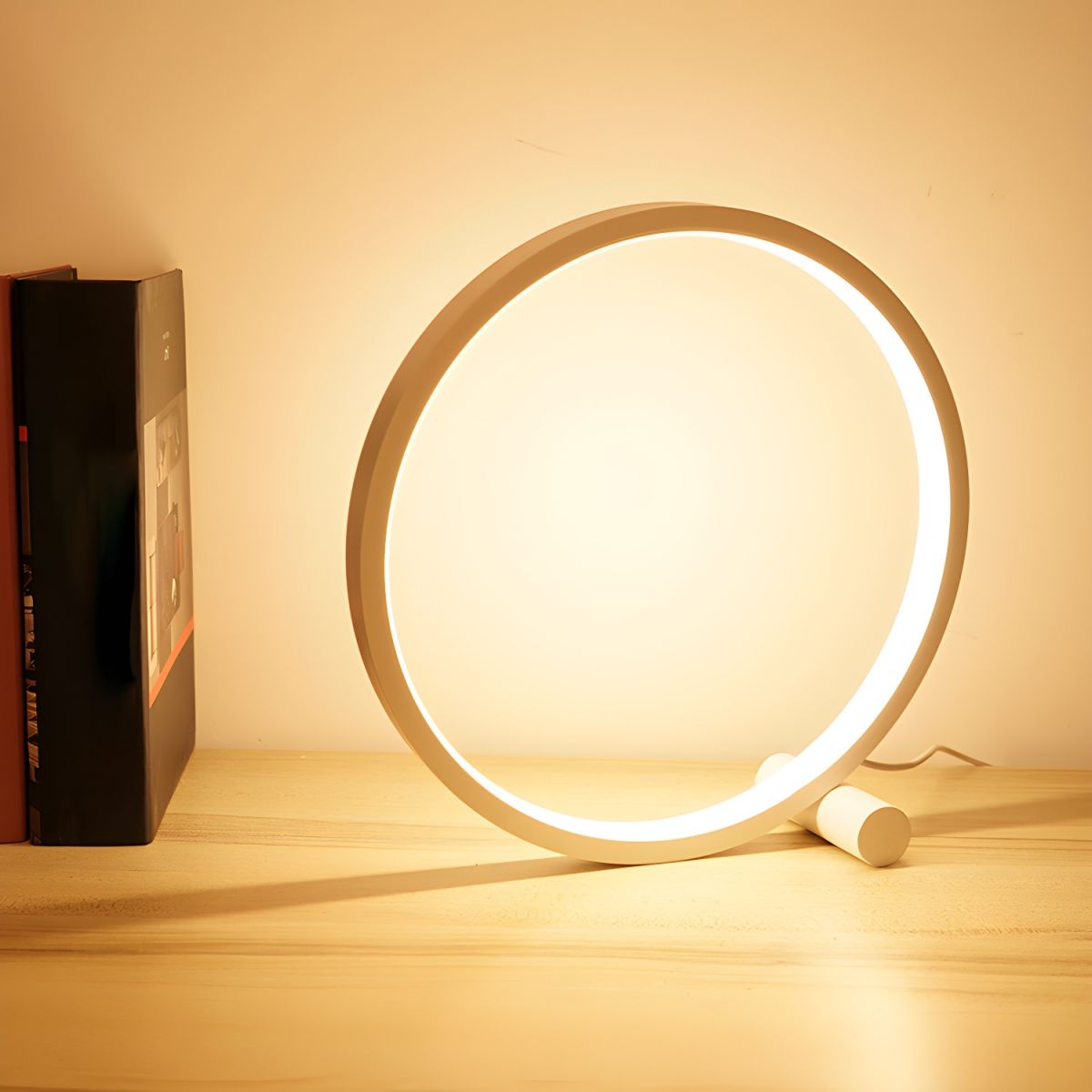 Modern LED Table Lamp for Bedside Use | Polaro