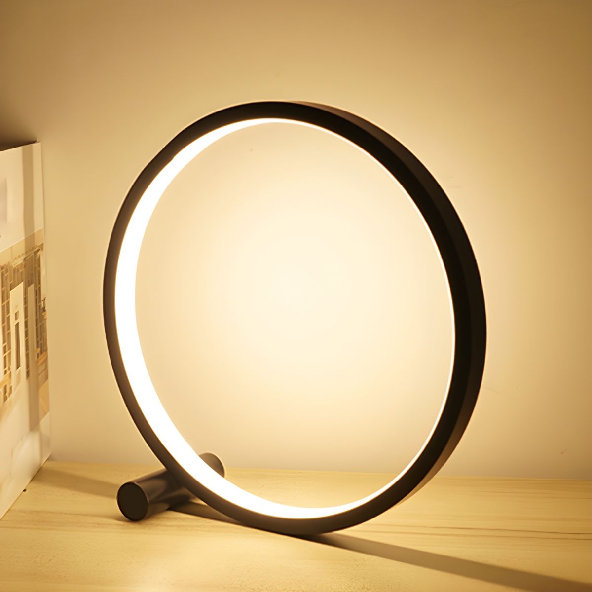 Modern LED Table Lamp for Bedside Use | Polaro