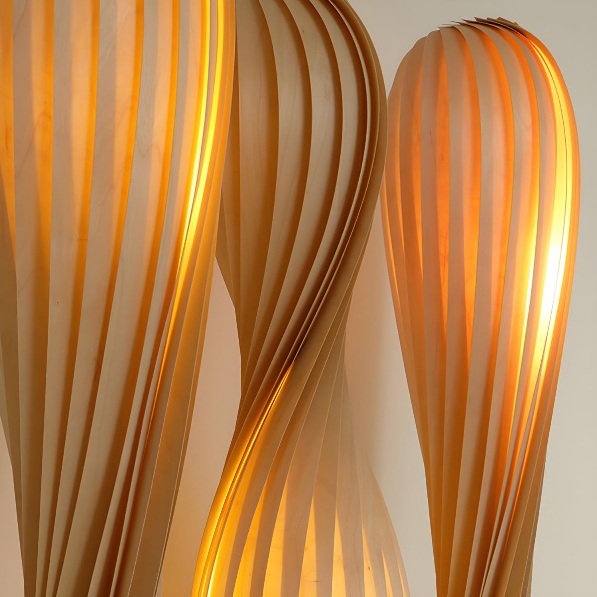 Modern Metal Floor Lamp With Wood Shade Linear Design | Cansora