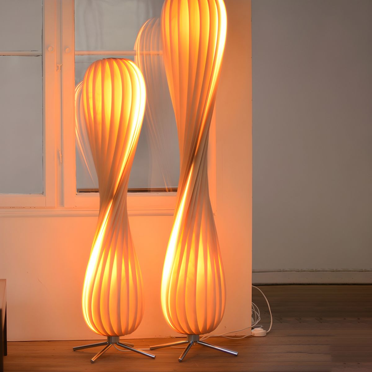 Modern Metal Floor Lamp With Wood Shade Linear Design | Cansora