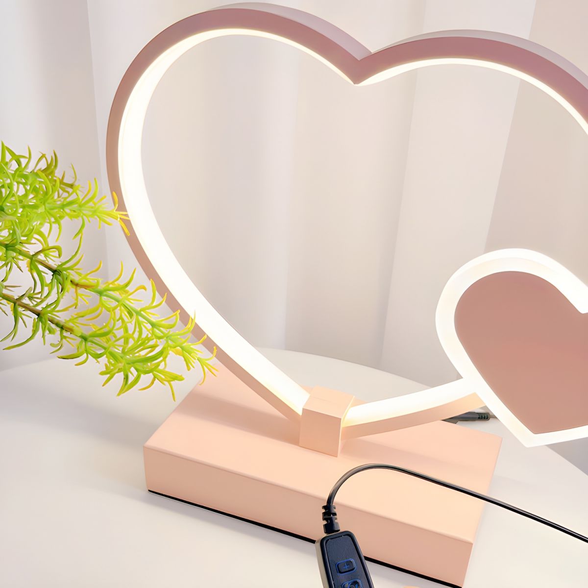 Modern Metal LED Table Lamp for Bedroom | Lumira