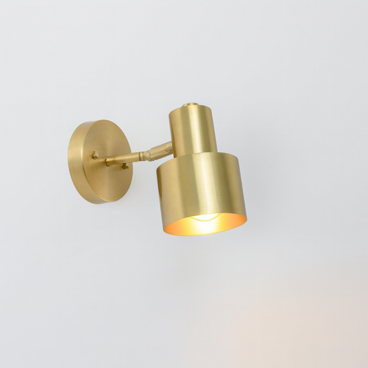 Modern Metal LED Wall Light for Living Rooms | Sconix