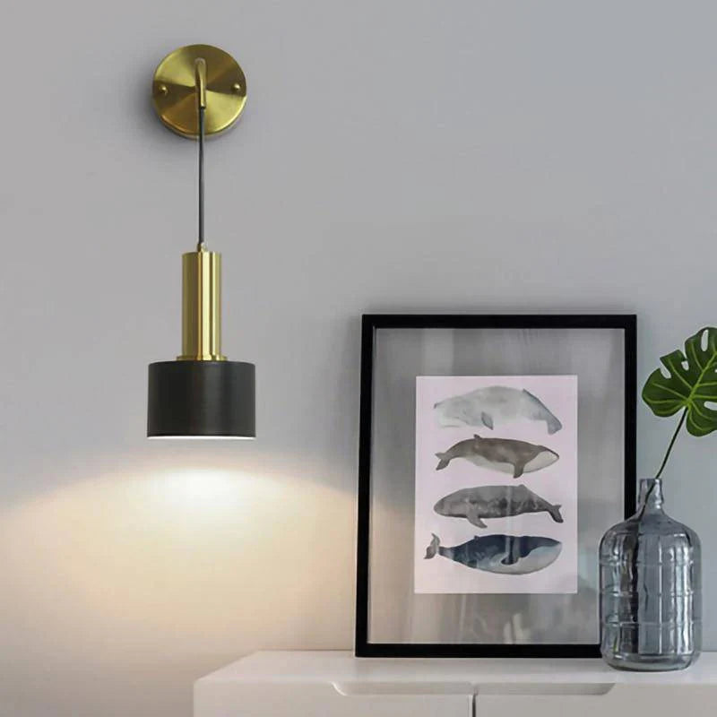 Modern Metal LED Wall Light for Living Rooms | Sconix