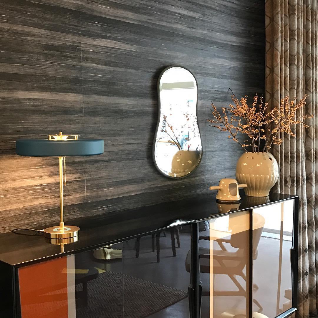 Modern Metal Shade Table Lamp with Acrylic Diffuser | Delore