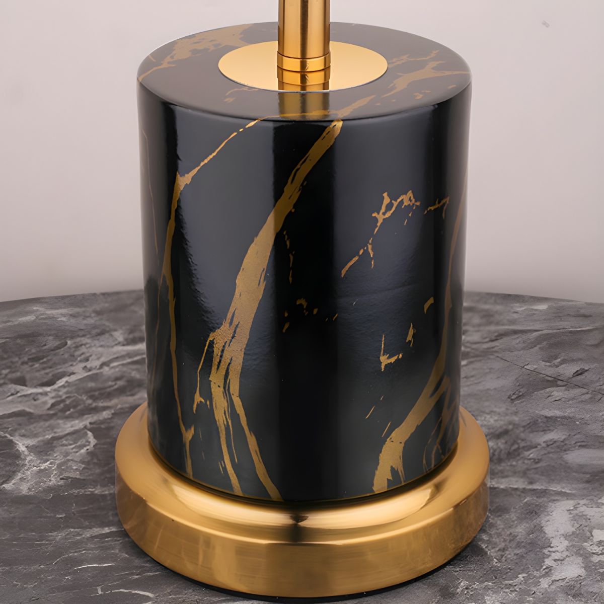 Modern Metal Touch Table Lamp | Lumexis