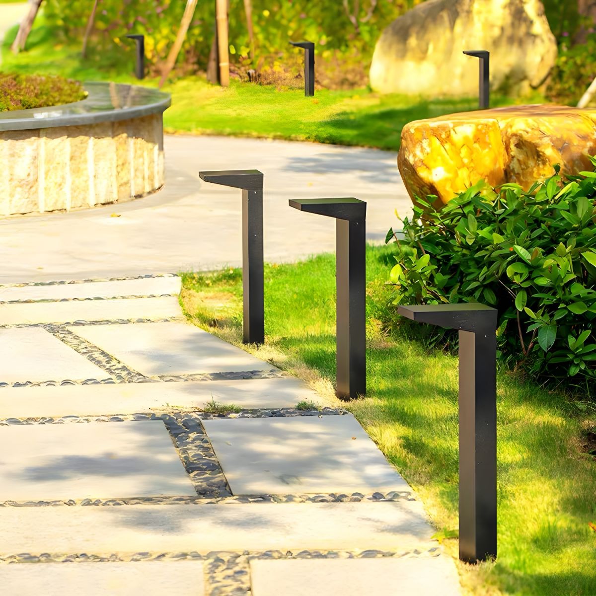 Modern Metallic Solar LED Stake Light for Outdoors | Kelvaro